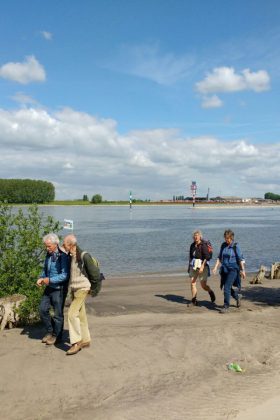 Struinpad trektocht Waal wandelcoaching Eigenspoor